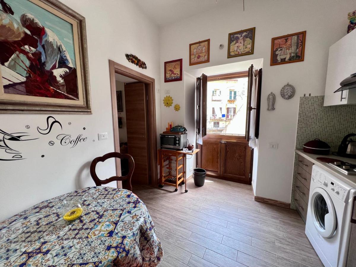La Casetta Dei Paladini Palermo Eksteriør billede